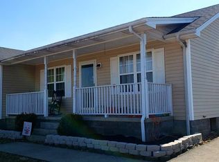 133 Village Cir, Glasgow, KY 42141