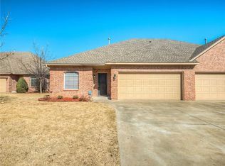 11409 NW 121st Pl, Yukon, OK 73099