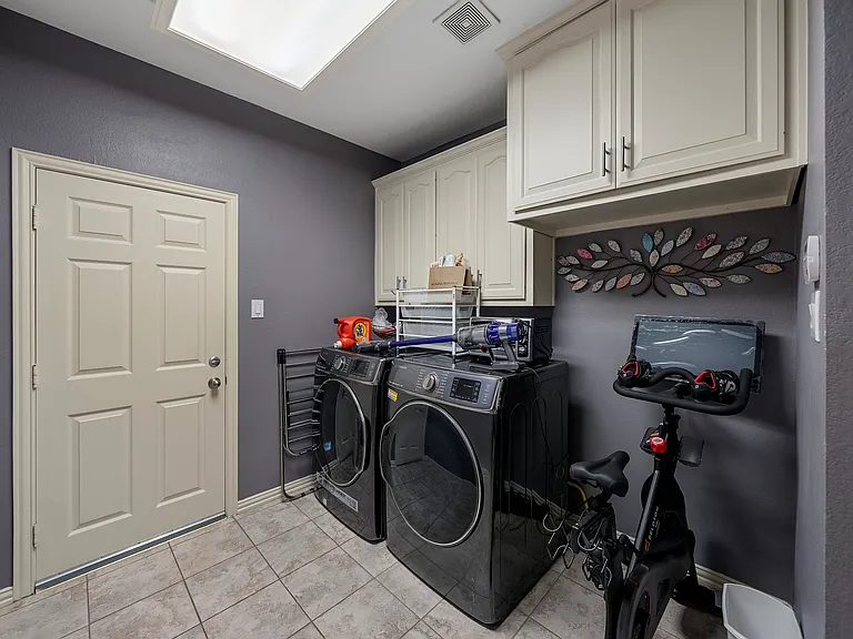 351 Cove Dr — Photo 8