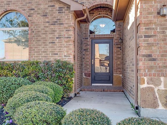 3rd image of 7933 Wildwest Dr