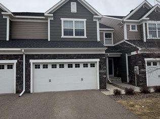 18378 Gladden Ln, Farmington, MN 55044