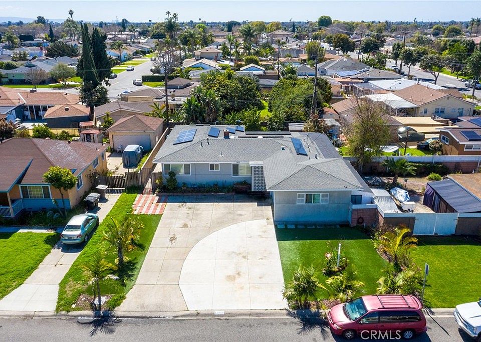 1st image of 11522 Stanford Ave