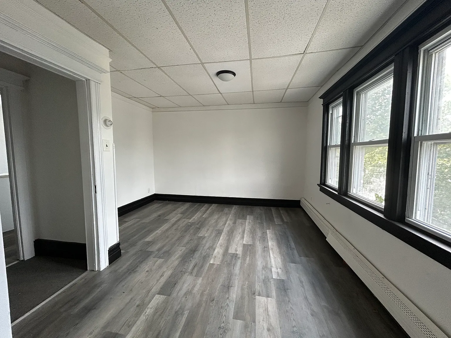 1 bed, $1,400 — Photo 2
