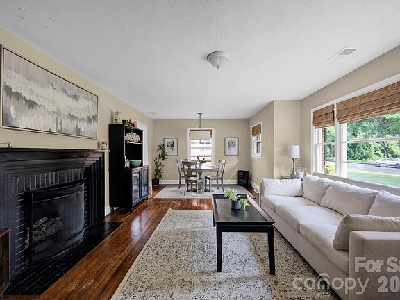 4th image of 1227 Barkley Rd