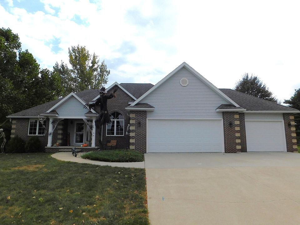 1st image of 310 Ashwood Ct