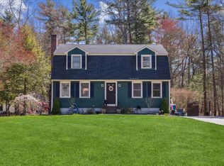 14 Fieldcrest Lndg, East Bridgewater, MA 02333