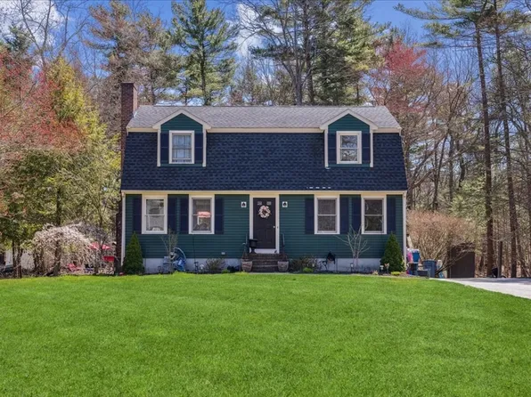 14 Fieldcrest Lndg, East Bridgewater, MA 02333