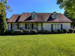 1127 Scalesville Rd, Summerfield, NC 27358