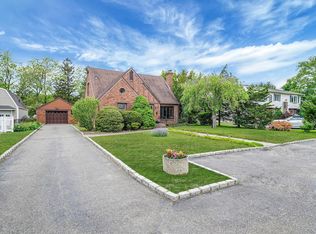 280 Kensington Ave, Bayport, NY