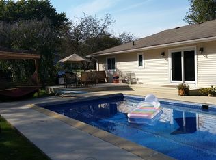 3 Lynwood Dr, Battle Creek, MI 49015