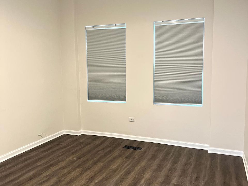 1st image of 3440 W Le Moyne St #1