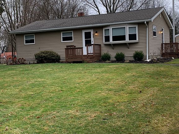 2nd image of 204 Nestledown Dr