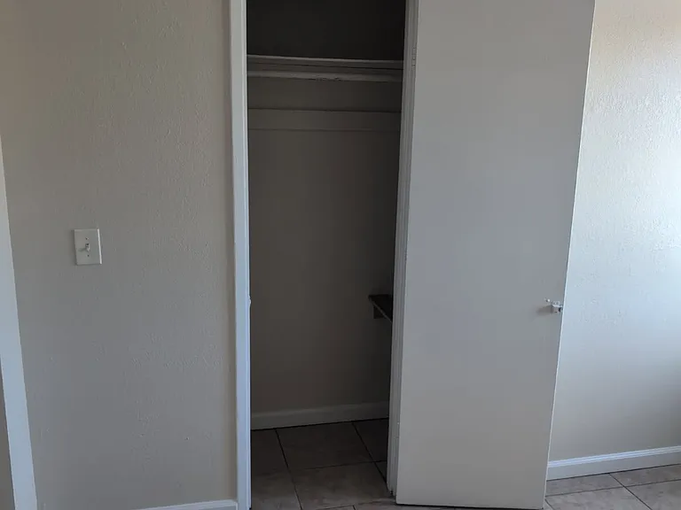 6040 Gotham St #1/2 — Photo 11