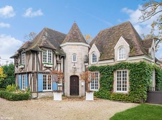 930 Brittany Rd, Highland Park, IL 60035