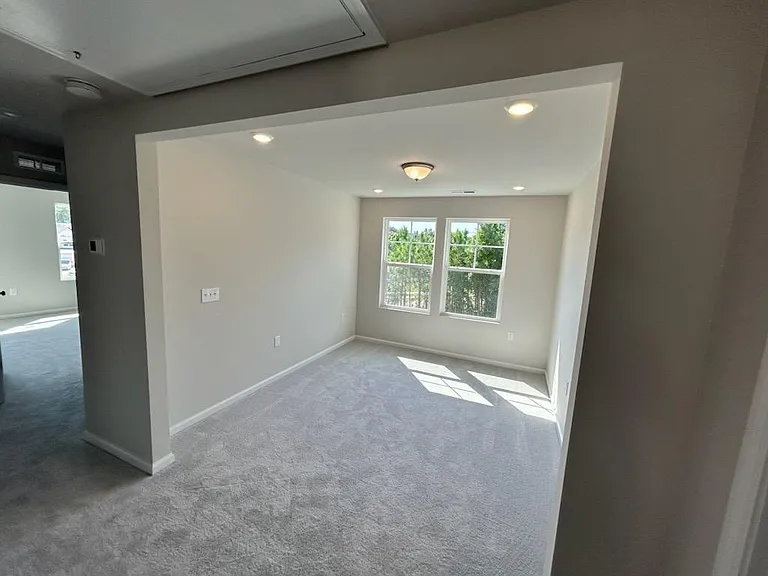 1084 Maple Branch Cir — Photo 15