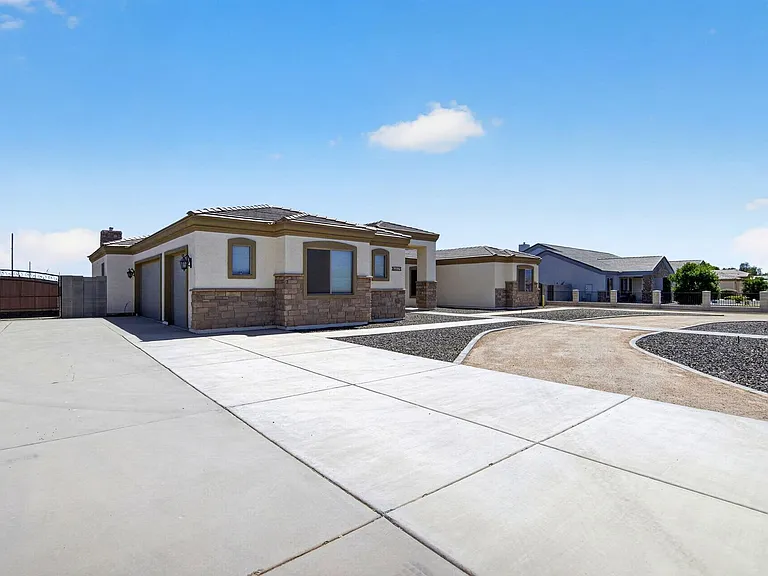 5317 E Lonesome Dove Trl — Photo 53