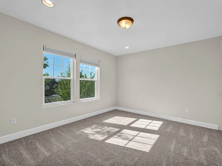 2425 Crooked Canyon Ct — Photo 47
