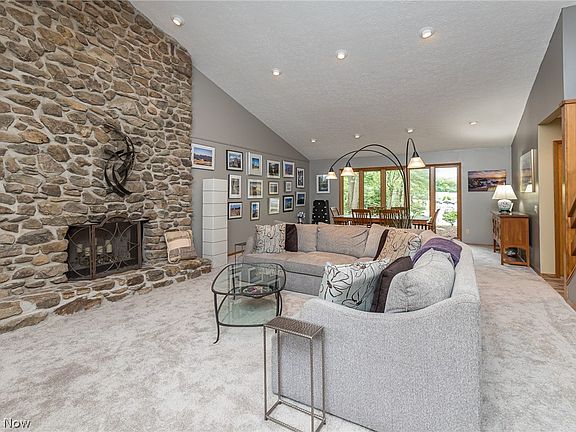 4th image of 21735 Meadows Edge Ln