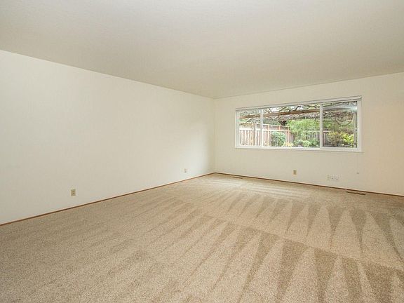 2nd image of 4148 Byron St