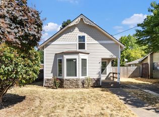 1450 S Cherry St, Cornelius, OR 97113