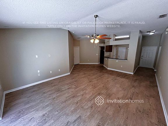 5th image of 3922 Rollingsford Cir