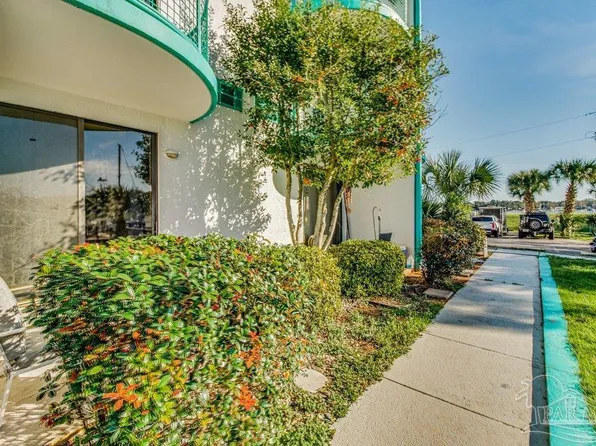 201 S Stillman St APT 301, Pensacola, FL 32505