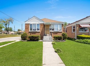 3917 Saint Charles Rd, Bellwood, IL 60104