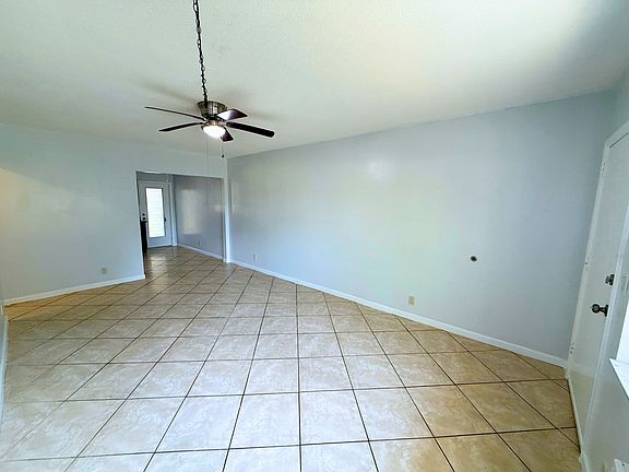 3rd image of 6851 Cypress Rd APT 1