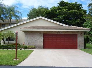 689 N Shore Dr, Deerfield Beach, FL 33442
