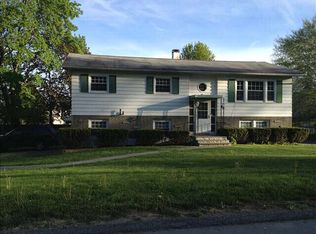 26 Chestnut St, Poughkeepsie, NY 12601