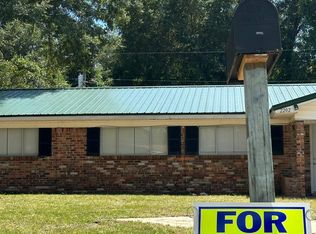 2202 Tompkins Ave, Albany, GA 31705