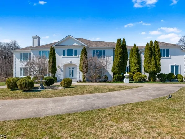 4 Hillview Dr, Tewksbury Twp., NJ 07830