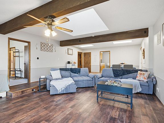 4th image of 1775 Michigan Dr