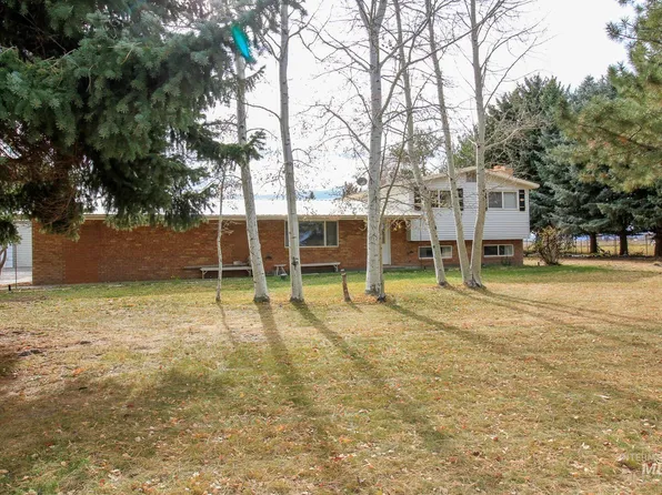 33 E 220 S, Burley, ID 83318