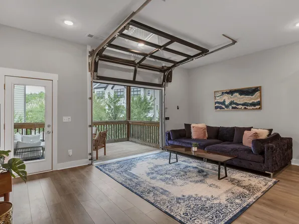 204 Stonecrest Cir, Nashville, TN 37209