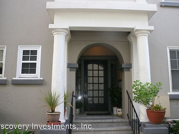 3rd image of 730 Wesley Way