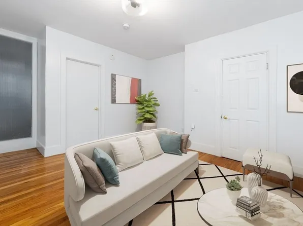 471 Beacon St APT 2, Boston, MA 02115