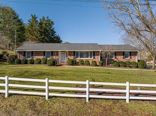 595 Court St, Abingdon, VA 24210