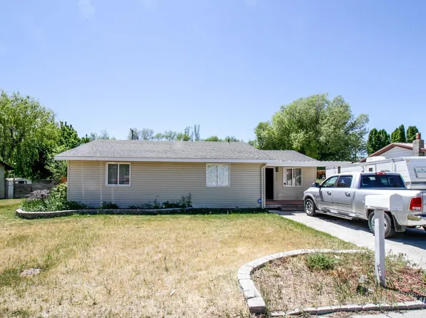 2041 Queens Way, Heyburn, ID 83336