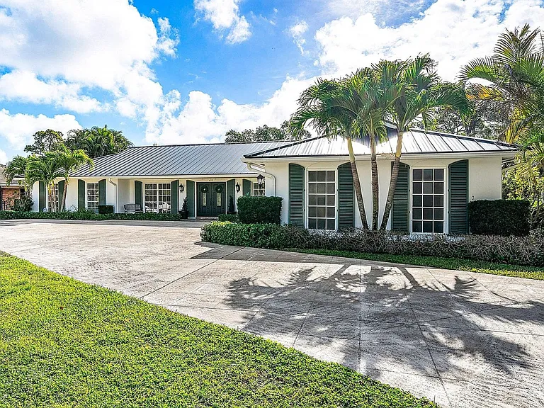 417 N Country Club Dr — Photo 9