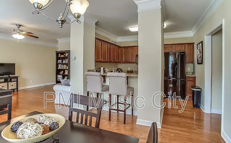 2310 Elliott Ave #612 — Photo 5