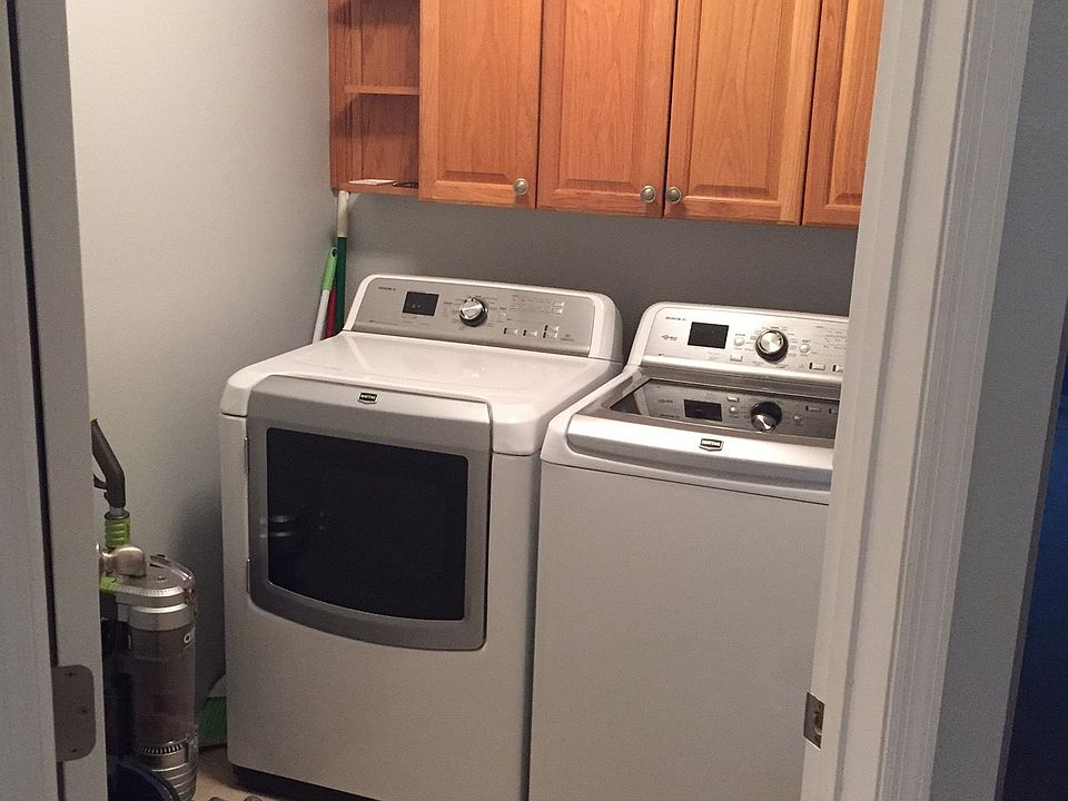 1st image of 3211 Fawnwood Dr