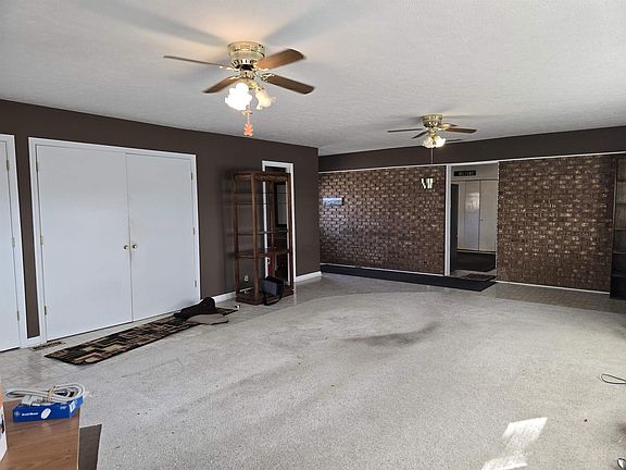 3rd image of 120 Barren Church Rd S