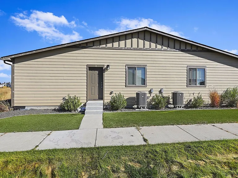 13908 W Bergen Dr — Photo 1