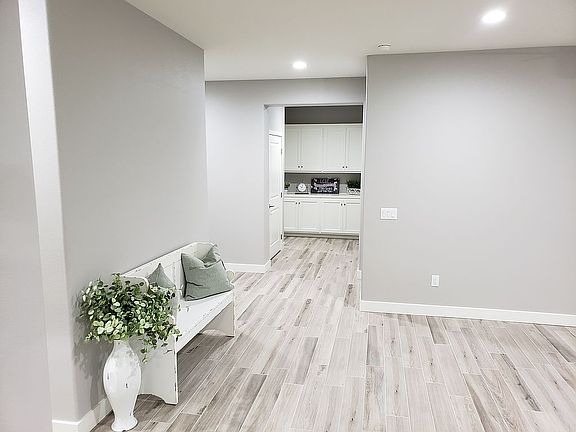 4th image of 10775 Mesquite St