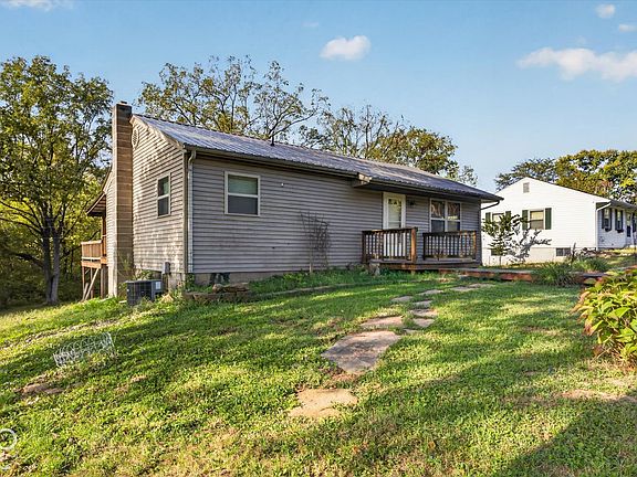 4th image of 4203 W Arlington Rd