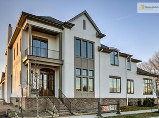 9326 Rosewood St, Prairie Village, KS 66207