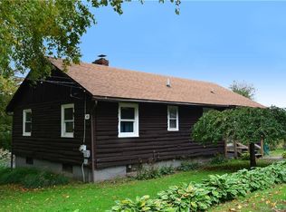 100 Putnam Rd, Pomfret Center, CT 06259