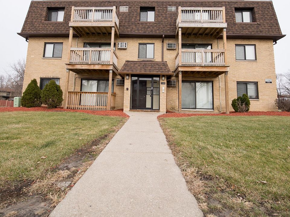 1st image of 21837 Jeffrey Ave Unit 21901-1A