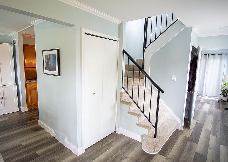 1st image of 2052 Parmenter Blvd #1